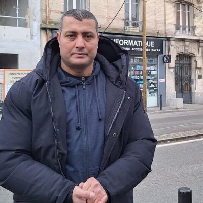 Aulnay-sous-Bois, 13 février
Rabah a aidé une femme à accoucher alors qu'elle était prise de contractions au milieu de la route